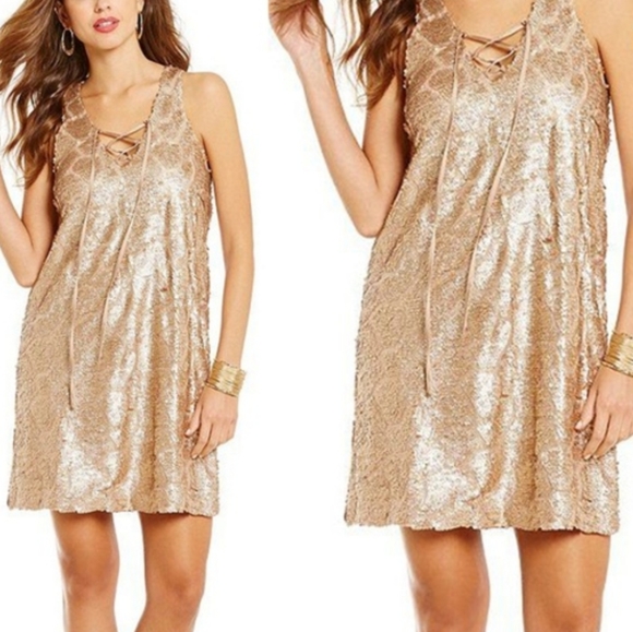Gianni Bini Dresses & Skirts - ■flash sale■NWT Gold sequin pattern holiday dress